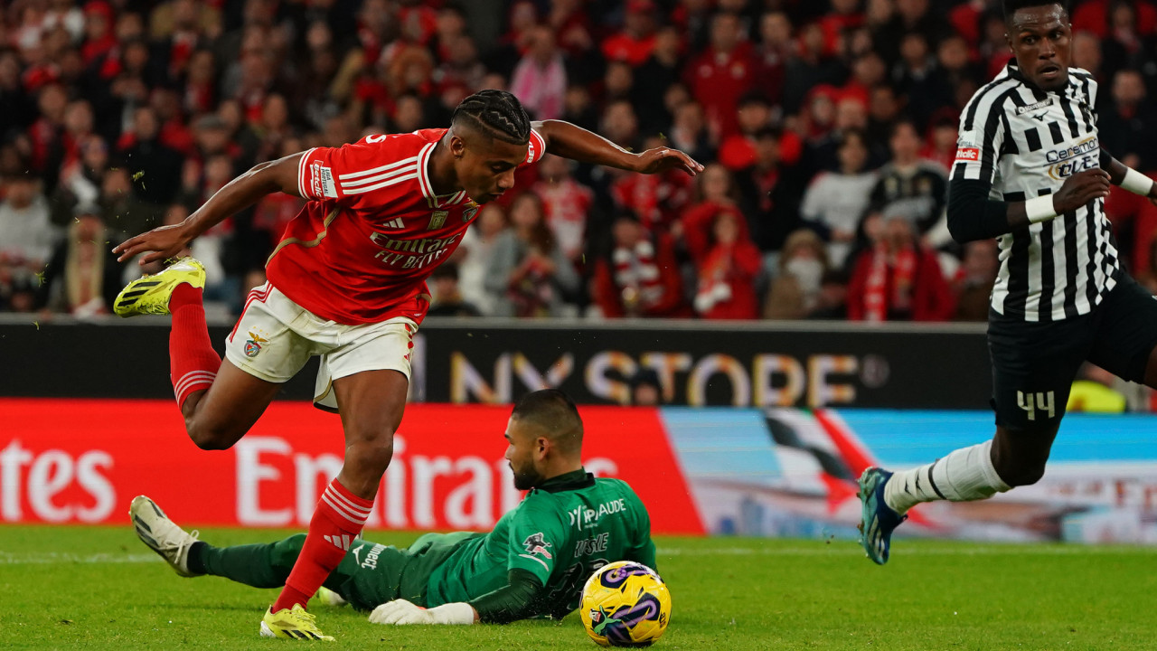 Notas do Benfica-Portimonense: Ataque ninja à 'Grande Muralha do Japão'