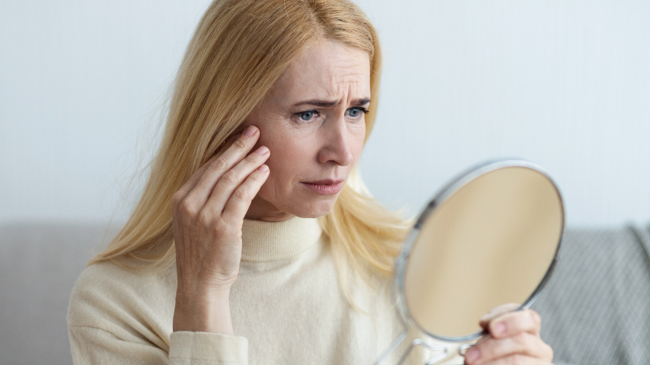 Neurocientista aponta três alimentos que nos envelhecem mais depressa