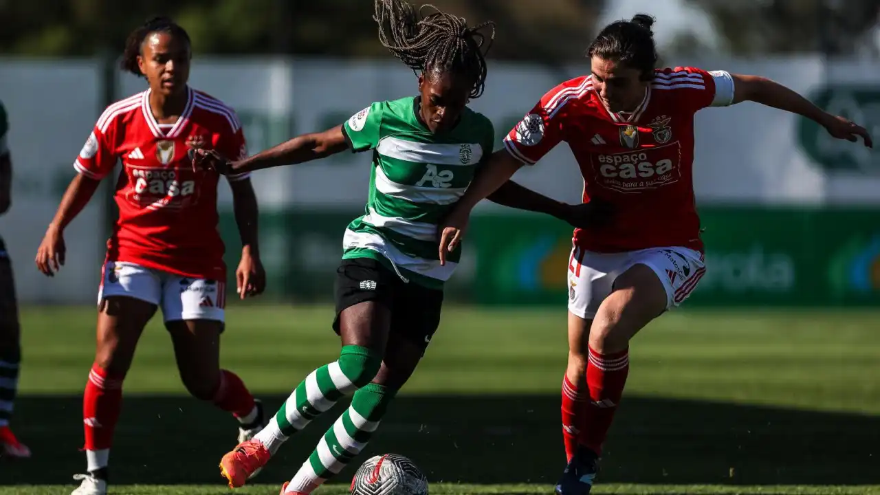 Possível dérbi entre Benfica e Sporting na final da Taça da Liga feminina