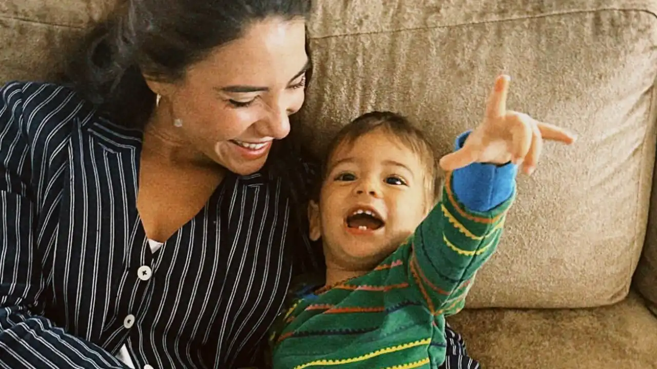 "Mega fofo"! As reações ao filho de Carolina Carvalho e David Carreira