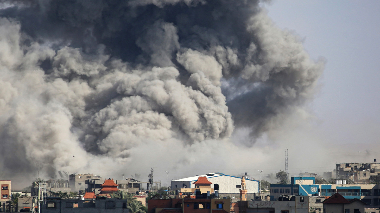 Forças israelitas mantêm &quot;operações&quot; em Rafah e no norte de Gaza