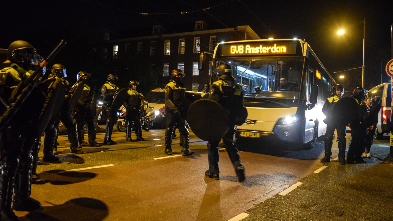 Cerca de 125 manifestantes pró-Palestina detidos em Amesterdão