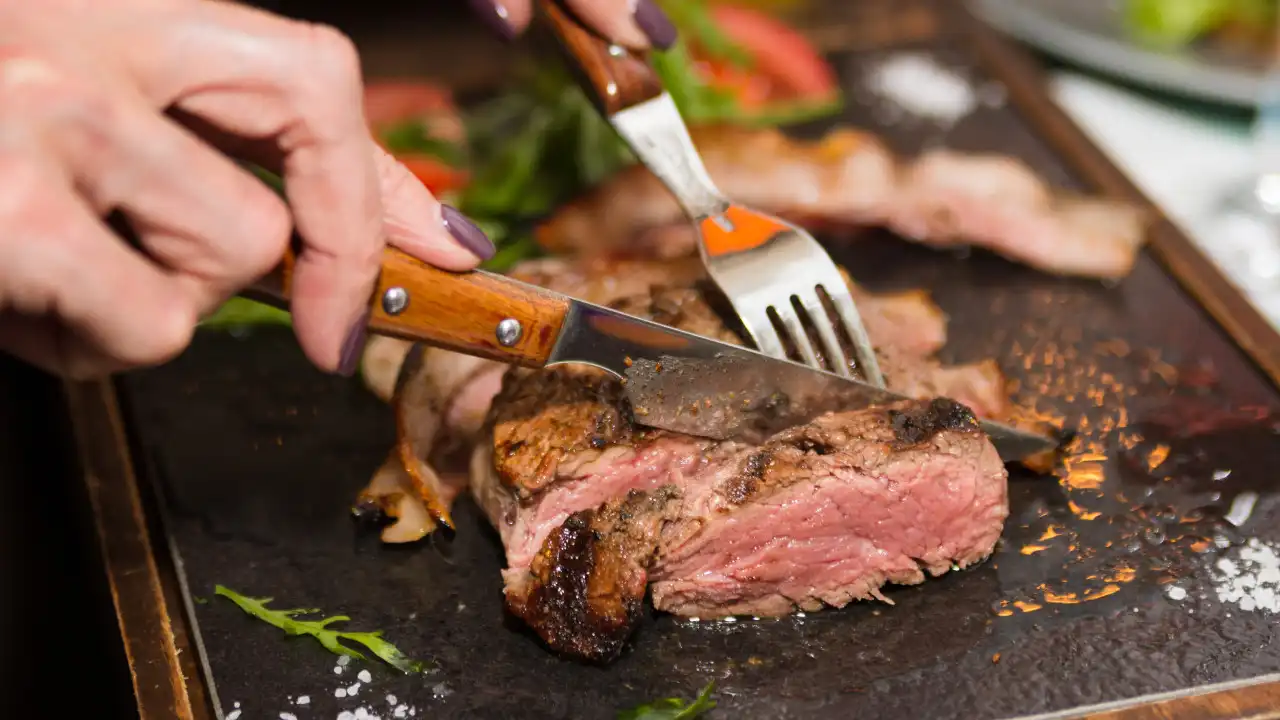 Chef alerta para os erros a evitar quando cozinha um bife