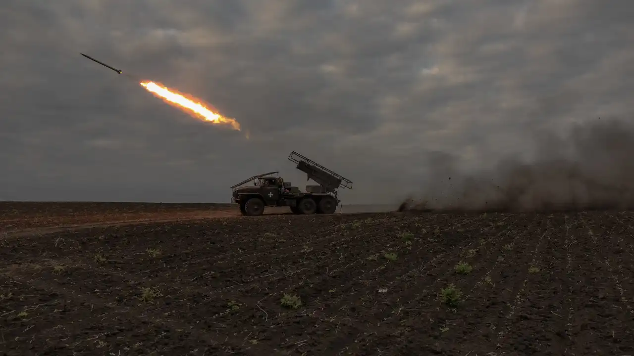 Guerra na Ucrânia. Rússia anuncia conquista de aldeia na frente sul