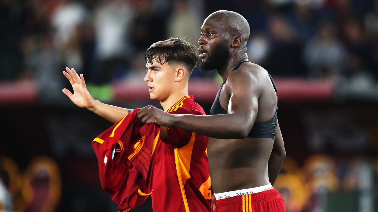 AS Roma 'finta' vermelho e distancia-se da Lazio na luta europeia