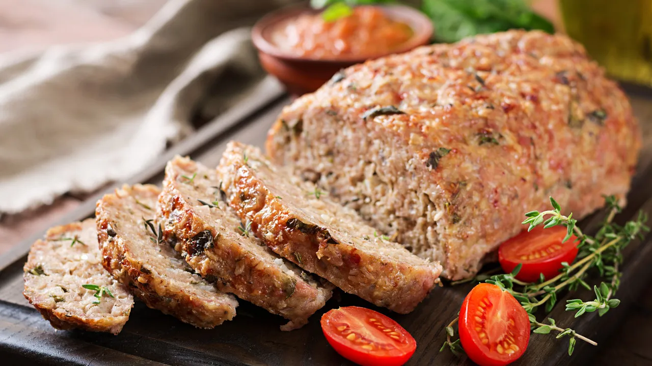 Todos os dias são bons para fazer rolo de carne. Aqui tem a receita!