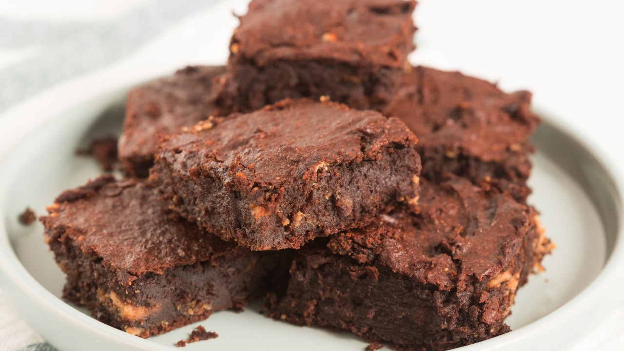 Tentação! Receita de brownie saudável com apenas quatro ingredientes