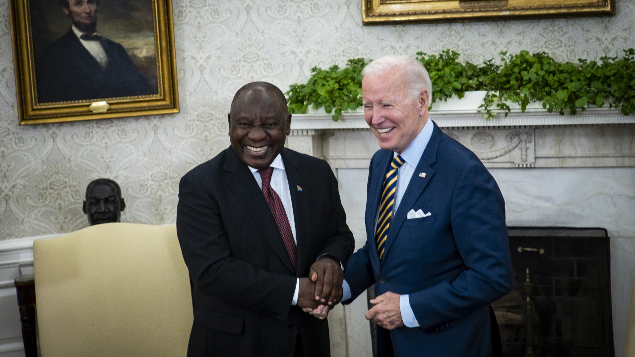 Joe Biden felicita presidente reeleito na África do Sul