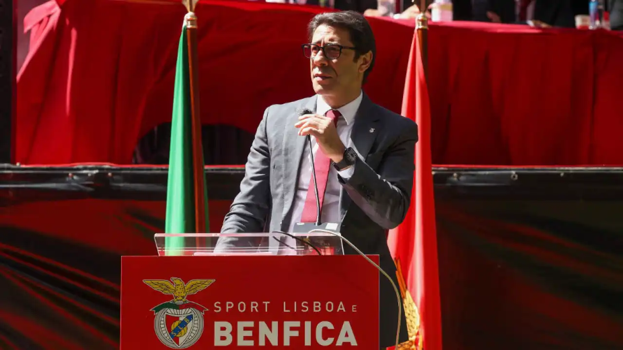 Vem aí nova Assembleia Geral do Benfica... e promete ser 'quentinha'