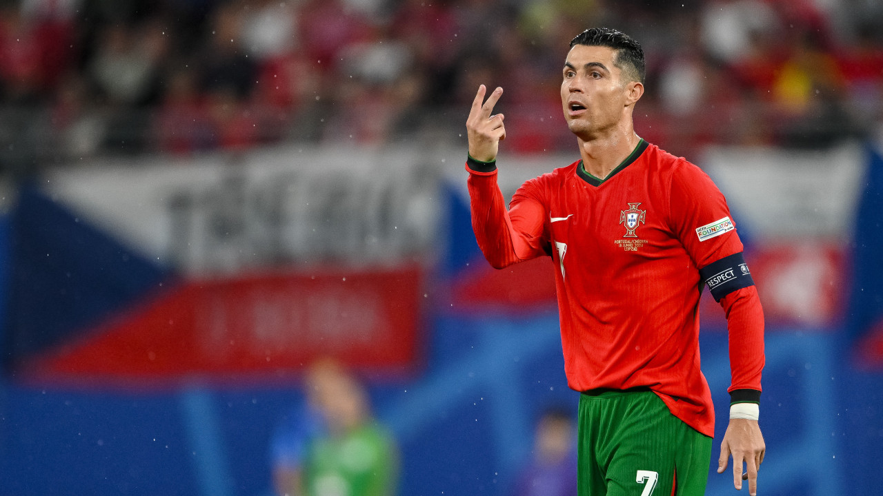 Passou despercebido? Momento insólito de Cristiano Ronaldo já corre mundo