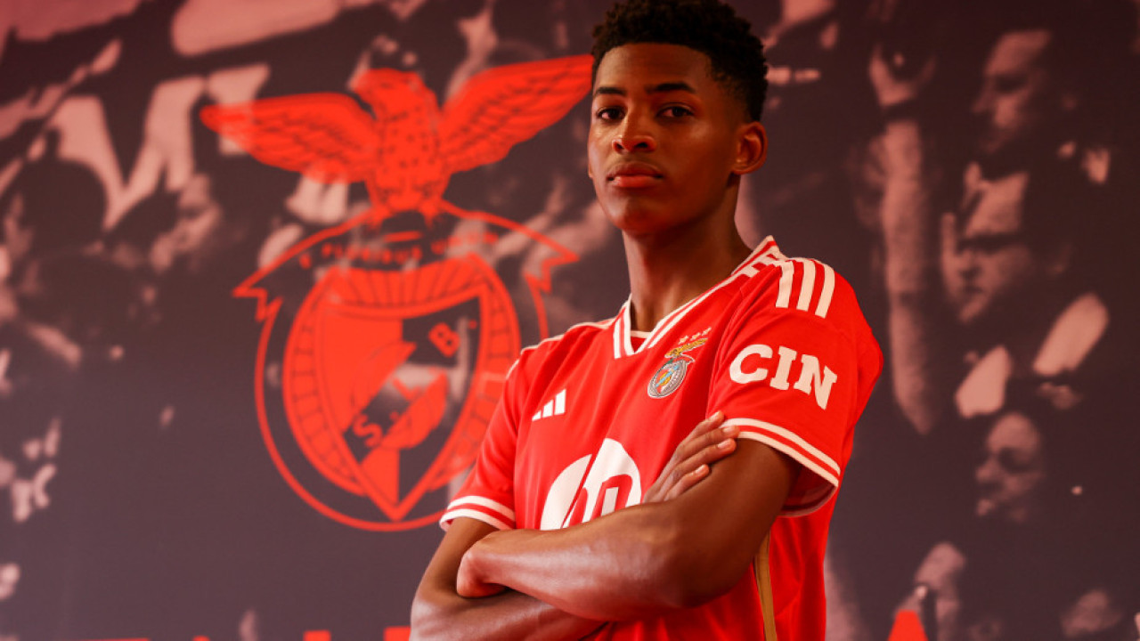 Após o filho de Yannick Djaló, Benfica contrata primo de Ivan Cavaleiro