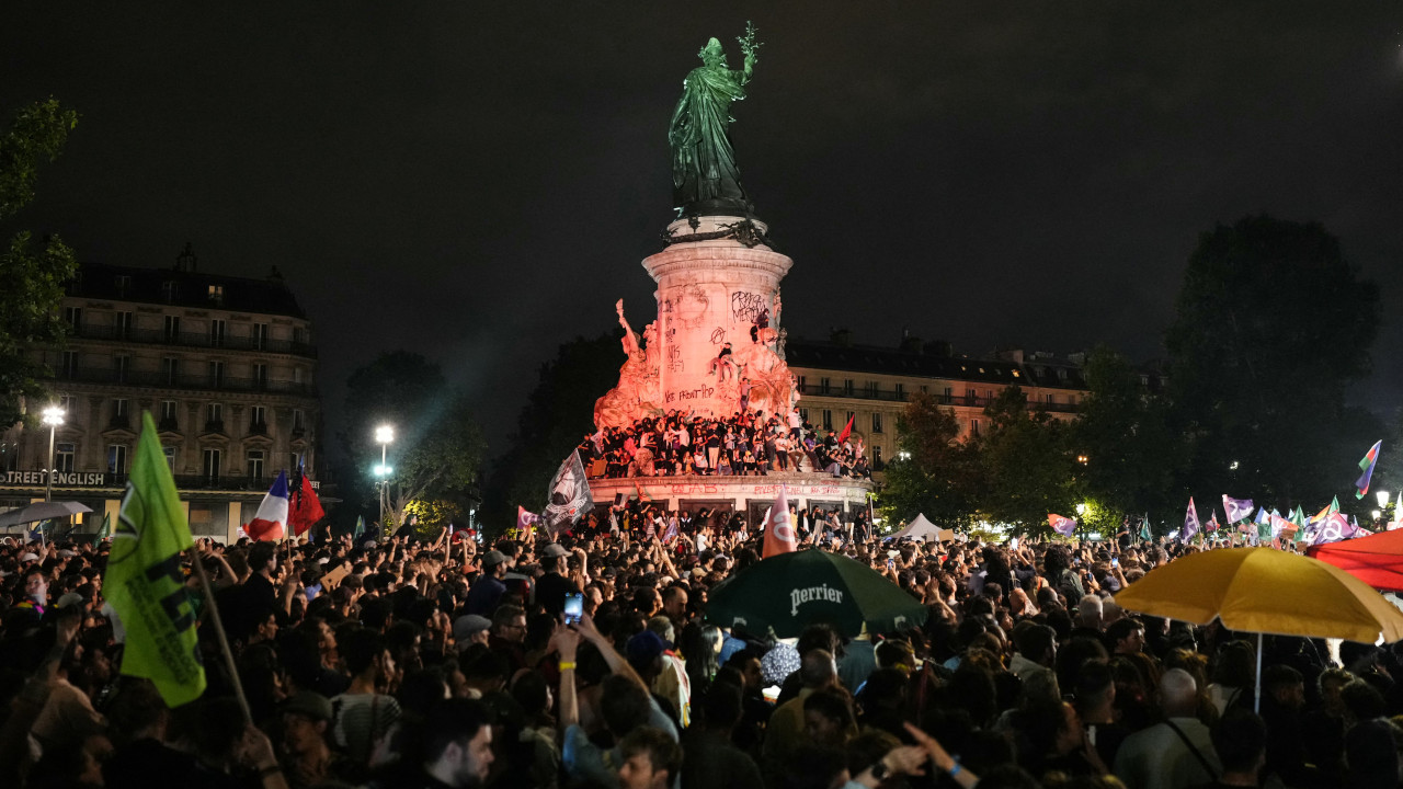 Protestos contra extrema-direita em várias cidades em França. Eis o vídeo