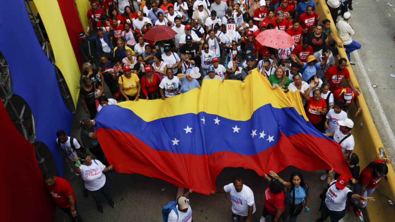 Opositores condenam prisão de chefe da segurança de líder anti-chavista