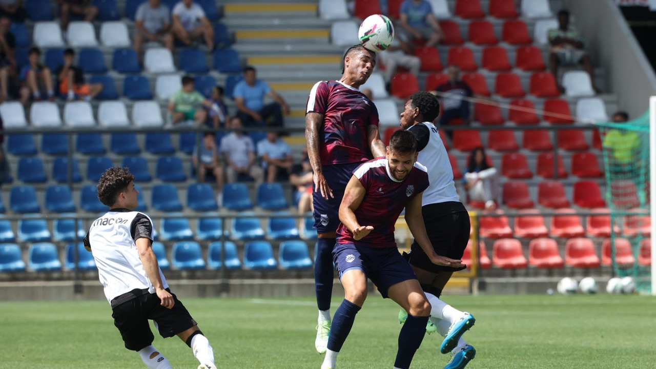 Vitória de Guimarães B vence Desportivo de Chaves em jogo particular