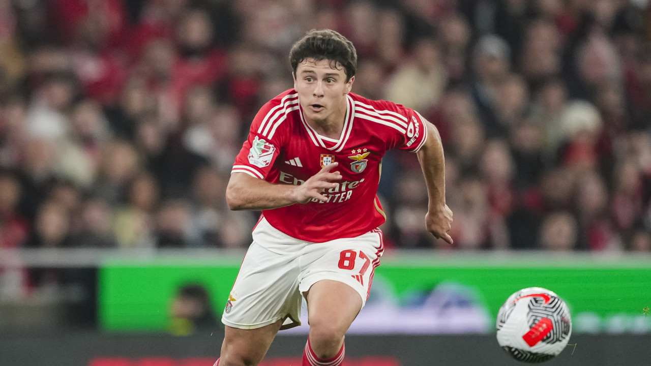 Paris Saint-Germain reach agreement with Benfica for Joao Neves