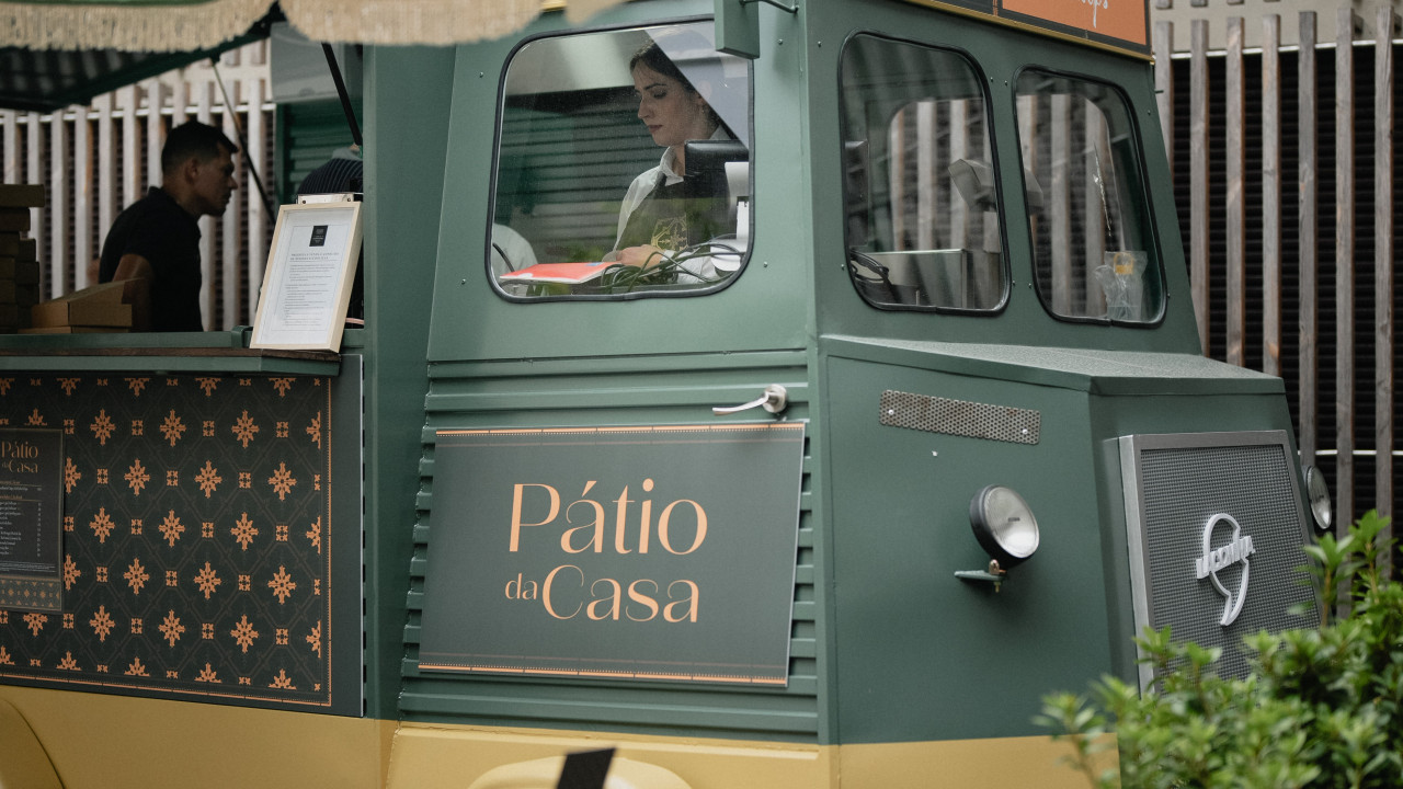 Pátio da Casa. Conheça esta nova 'food truck' com bacalhau & chips