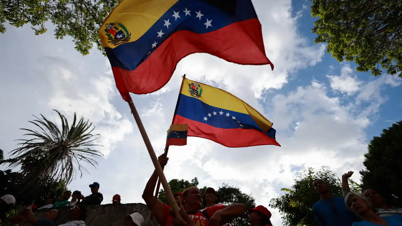 Venezuelanos manifestam-se no Funchal contra governo de Nicolás Maduro