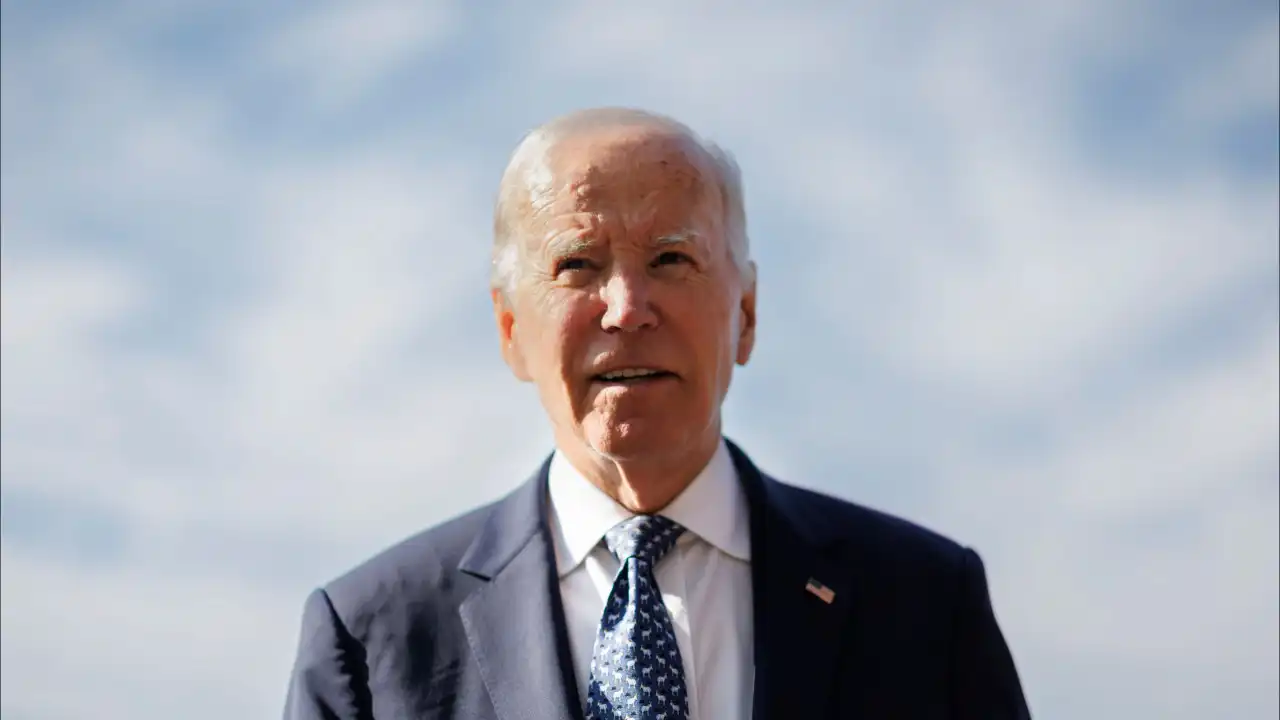 Biden considera "muito perigoso" envio de soldados norte-coreanos para a Rússia