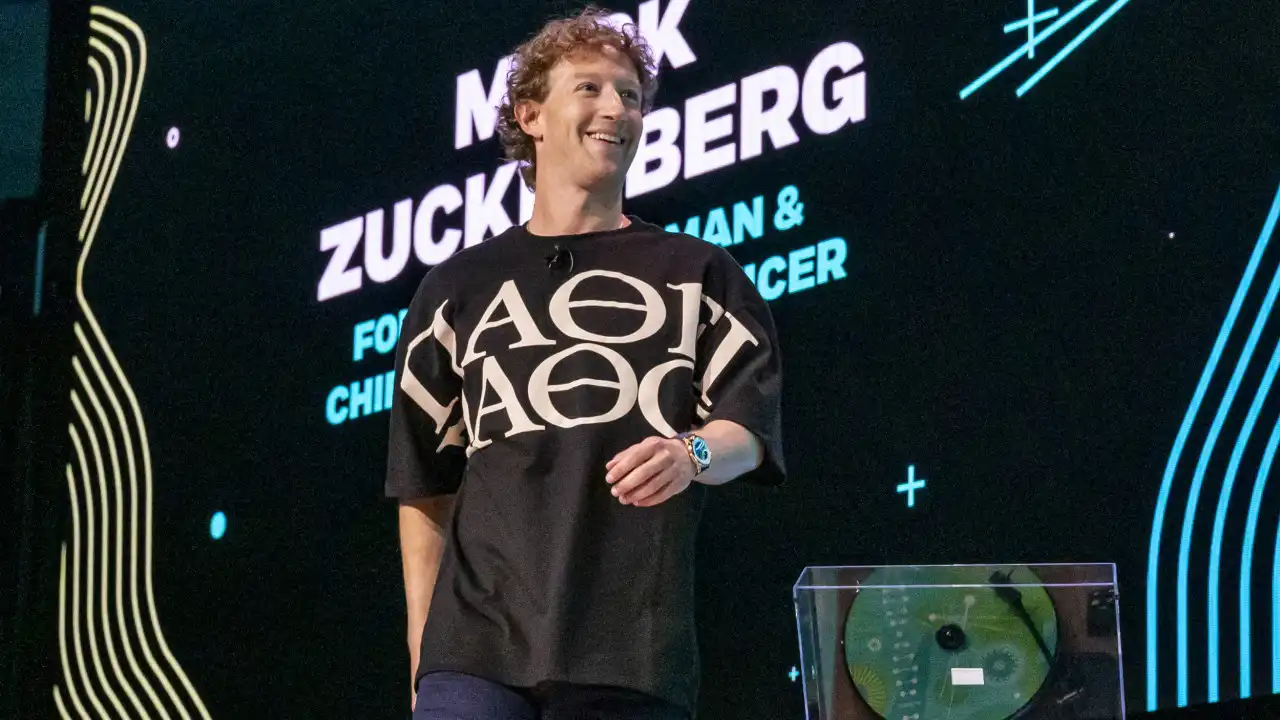 Mark Zuckerberg surge com relógio que pode custar até 85 mil euros