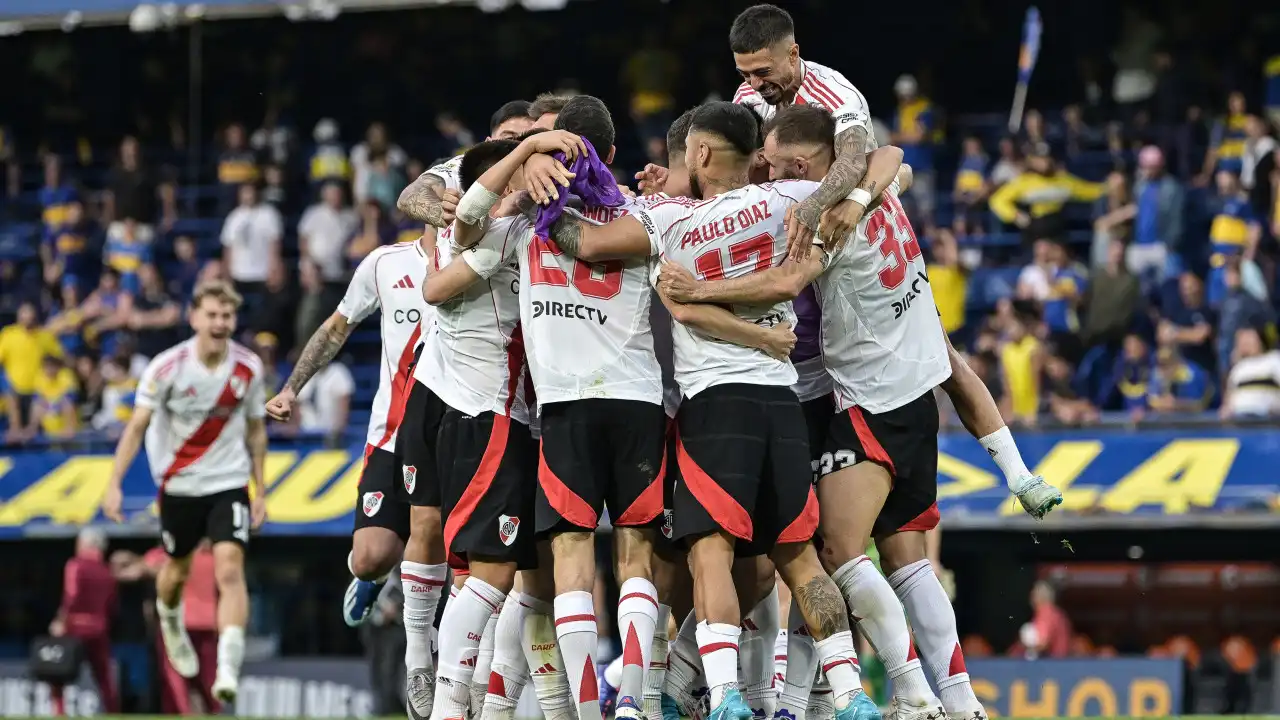 River Plate 'assalta' Boca na Bombonera e aproxima-se da liderança