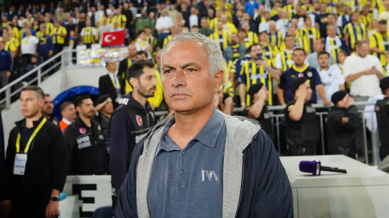 Mourinho: "Parabéns ao Galatasaray, mas não são melhores do que nós"