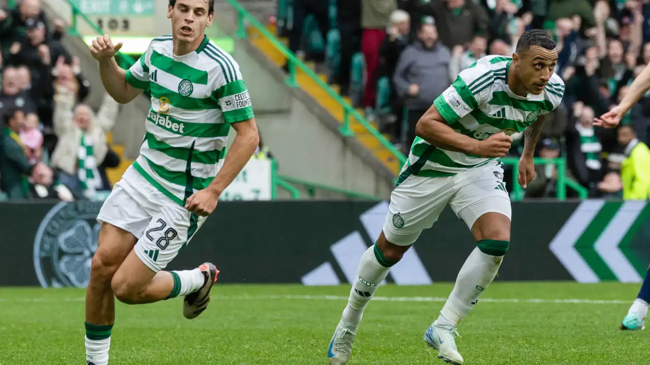 Ex-Benfica brilha na goleada do Celtic rumo às 'meias' da Taça da Liga