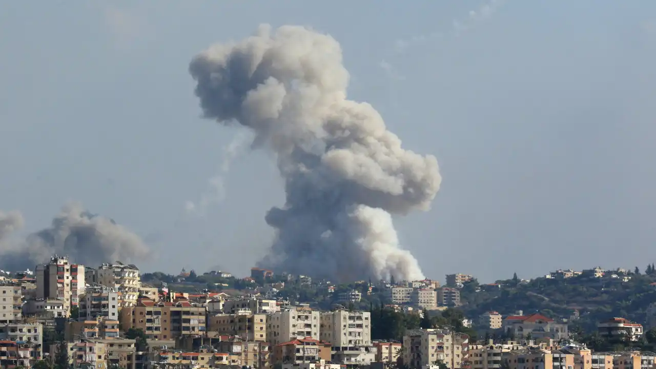 Exército libanês responde pela primeira vez a ataques israelitas