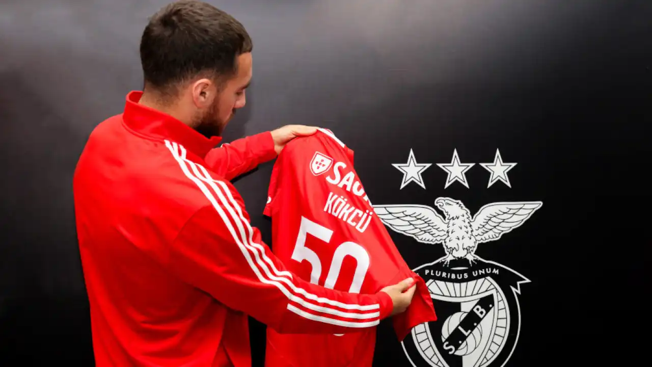 Kokçu e a marca dos 50 jogos pelo Benfica: "Espero que possa..."