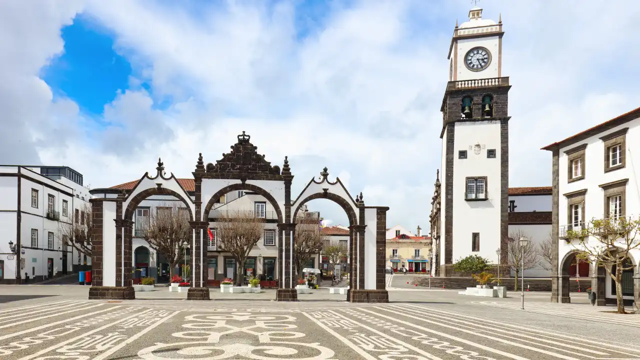 Açores lança concurso para Portal de Serviços da Administração Pública