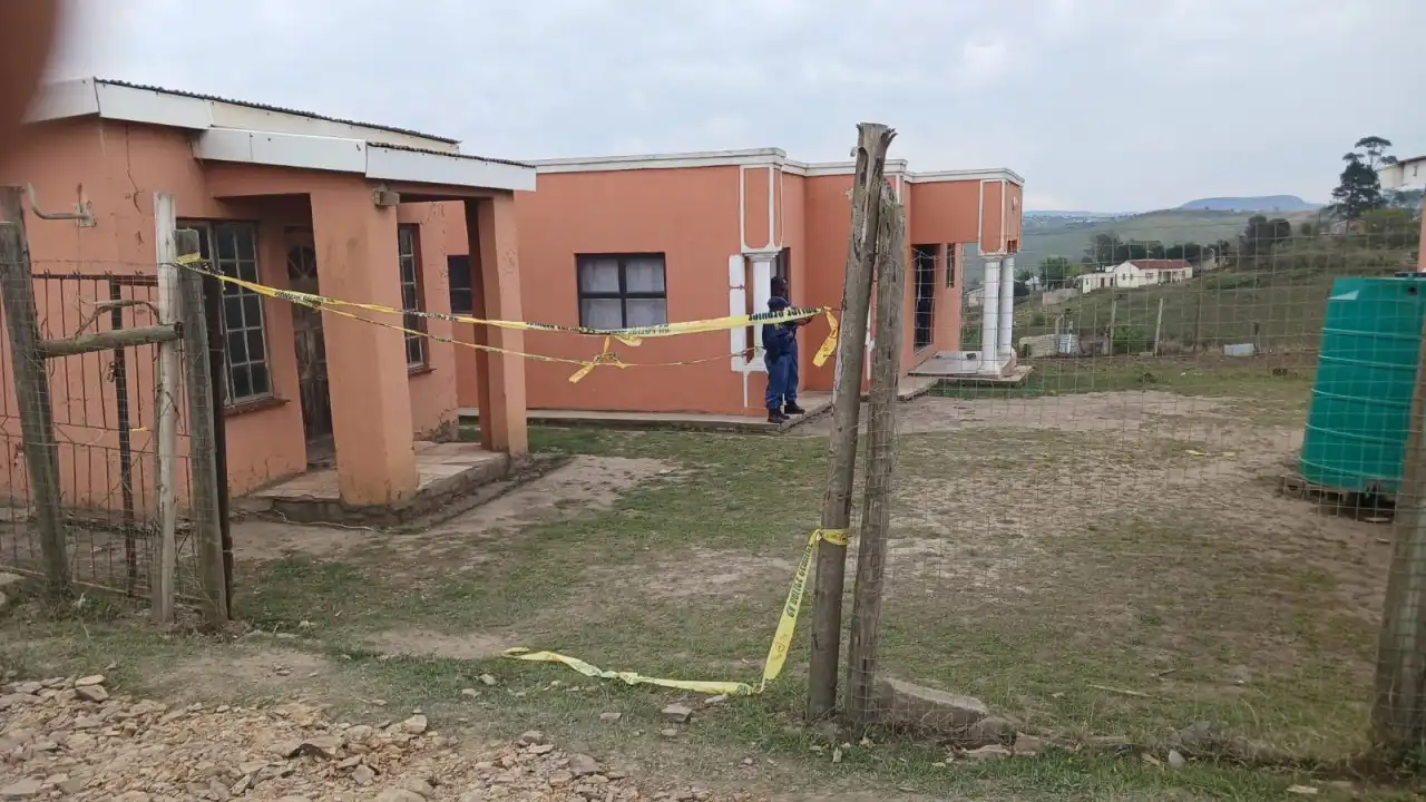 Tiroteios em duas casas no mesmo bairro na África do Sul fazem 17 mortos