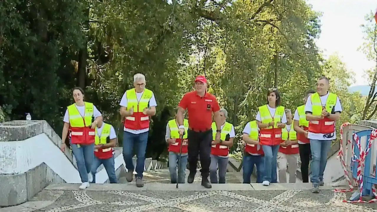 Bombeiro com Parkinson e fibromialgia subiu ao Bom Jesus em protesto