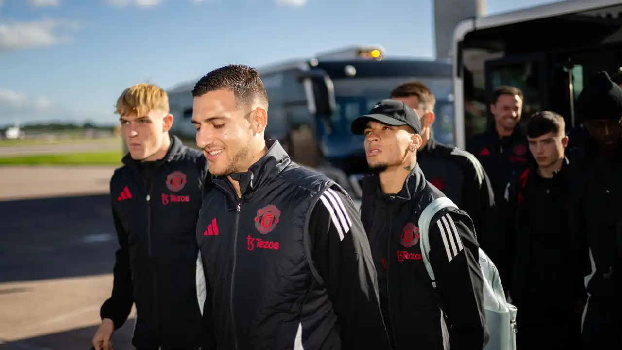 Man. United altera planos e Dalot falha conferência antes do FC Porto