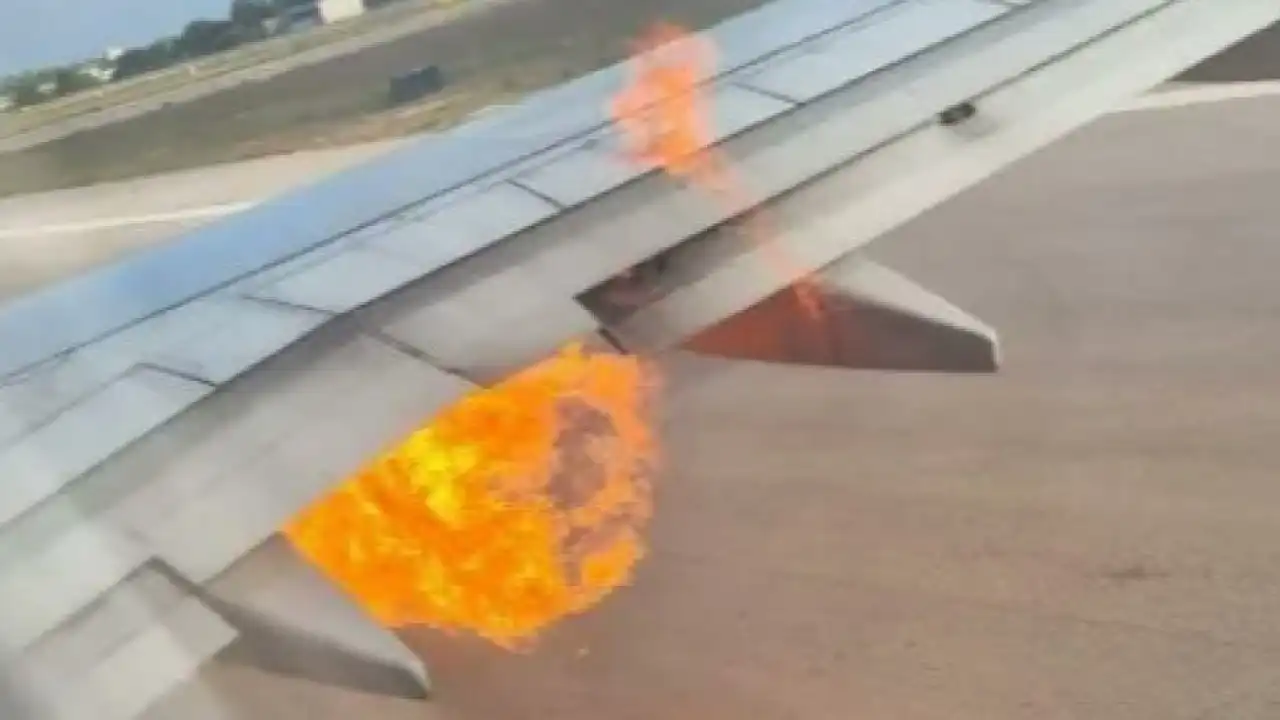 Incêndio num motor obriga a evacuar avião da Ryanair no sul de tália