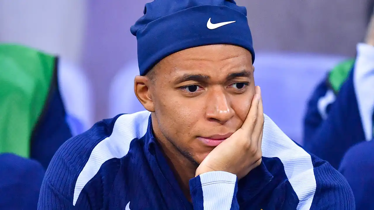 Mbappé gera polémica em França: "Ainda nem está ao nível de Benzema"