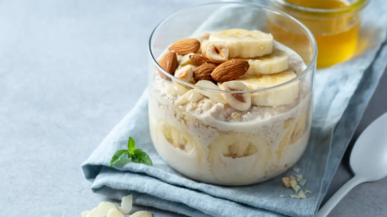 Oito razões pelas quais deve comer 'overnight oats' todas as manhãs