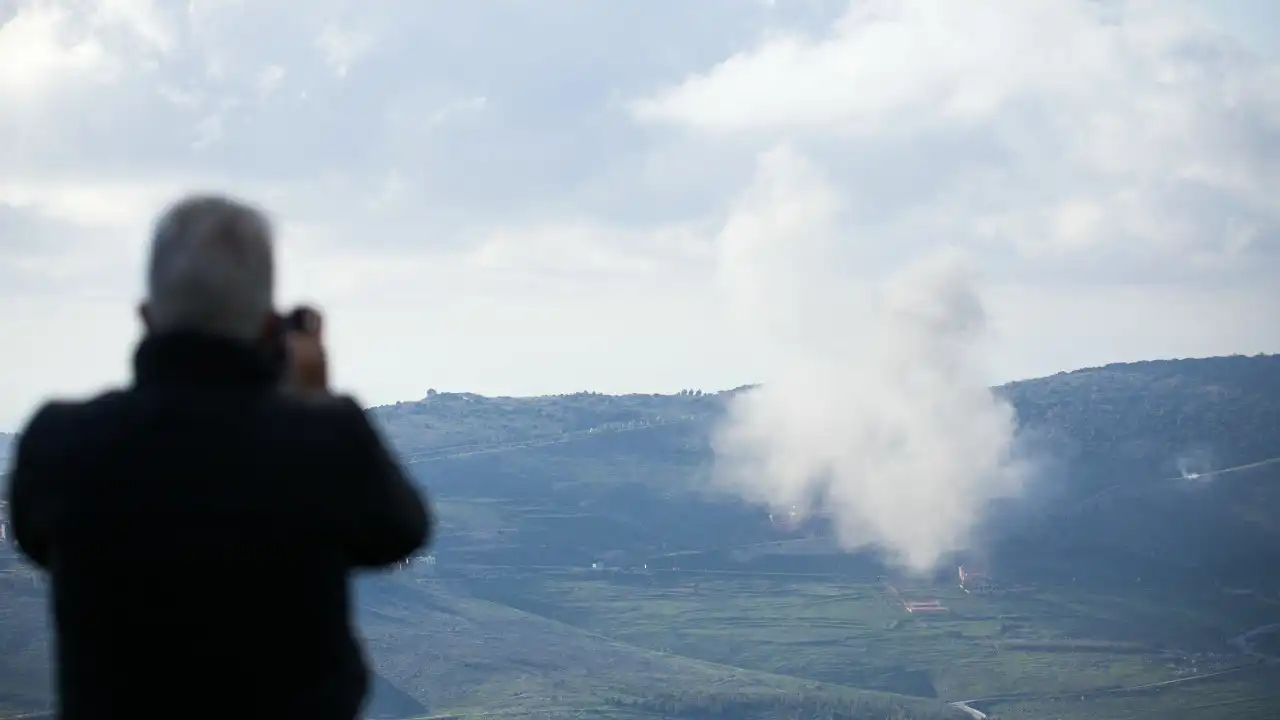 Imprensa estatal relata que ataque israelita destruiu mesquita no Líbano