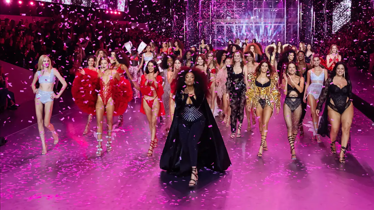 Victoria's Secrets com modelos plus size, trans e até com mais de 50 anos