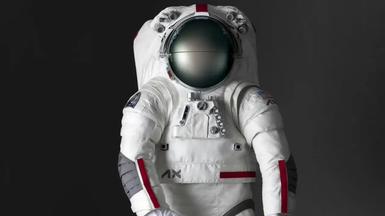 Astronauts return to the moon in this spacesuit designed by Prada