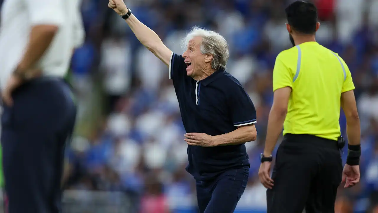 Soam os alarmes no Al Hilal: Jorge Jesus com baixa de peso