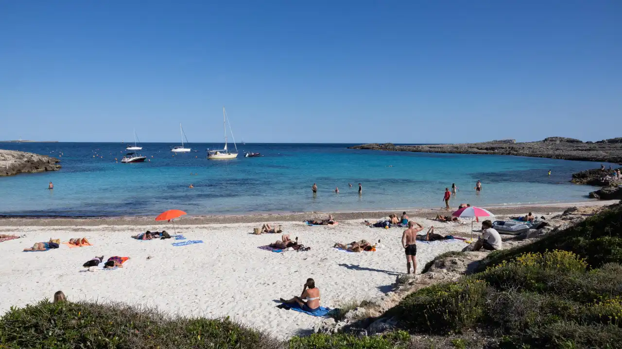 Turista morre afogado durante passeio em Menorca