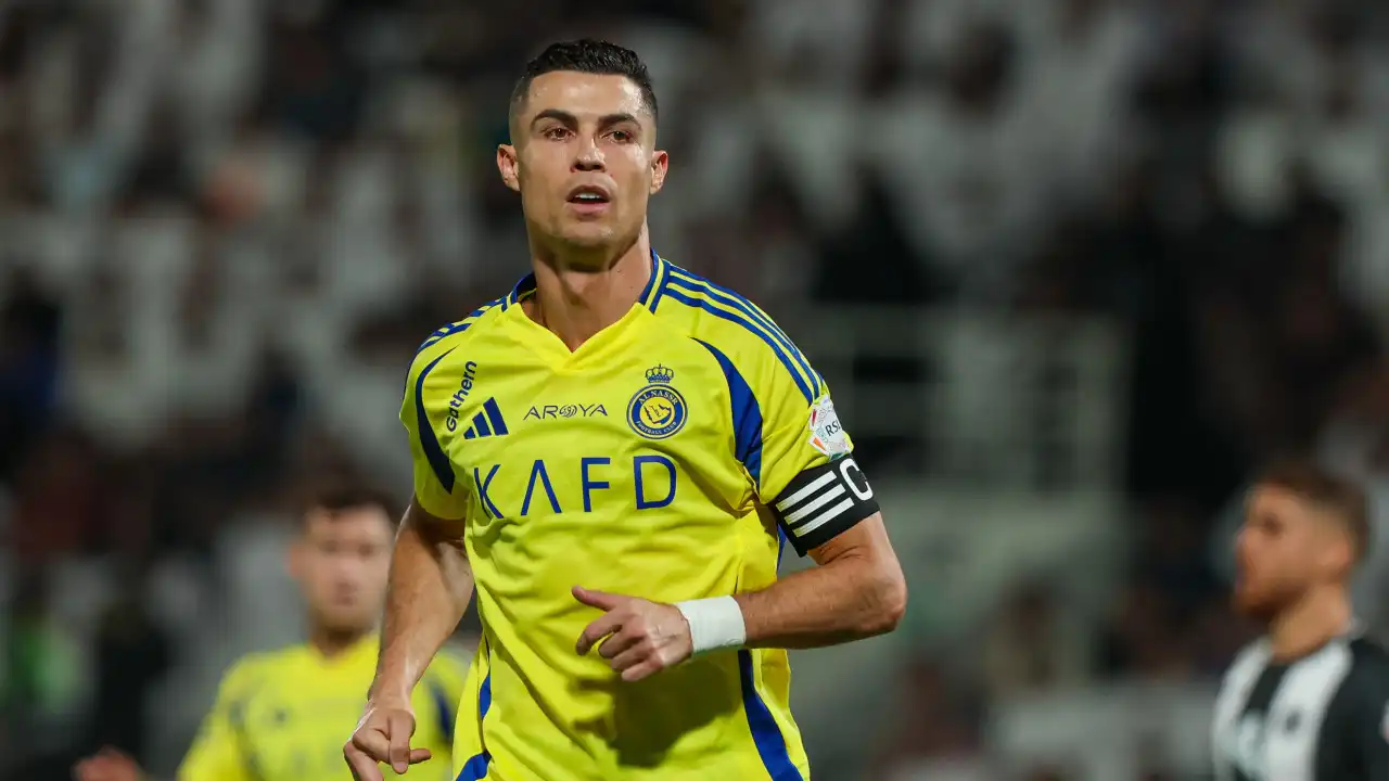 Esteghlal-Al Nassr: Cristiano Ronaldo e Otávio tiulares