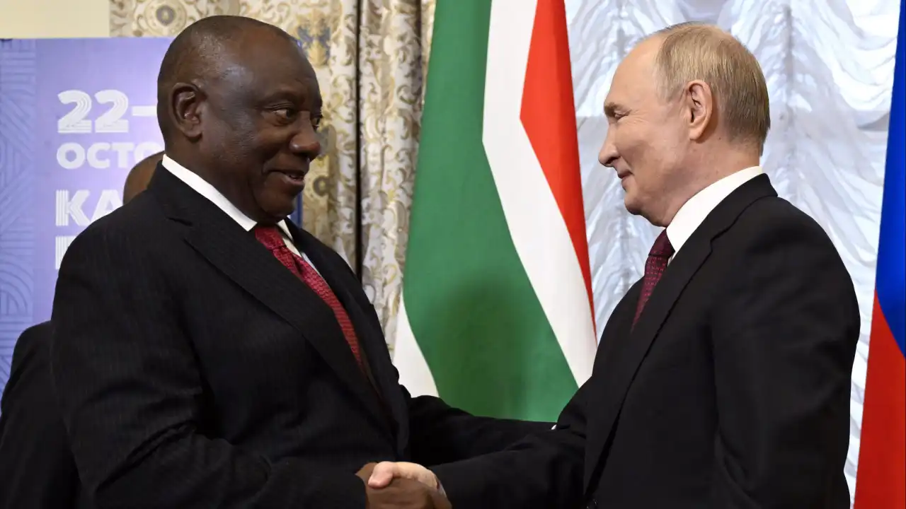 Presidente sul-africano considera a Rússia um "aliado" e "amigo precioso"