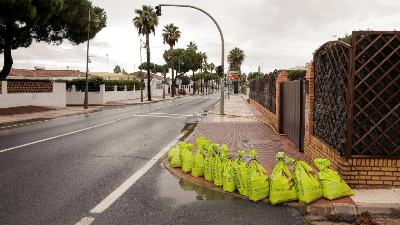 "Atenção!" Temporal que arrasou Valência a caminho das ilhas Baleares