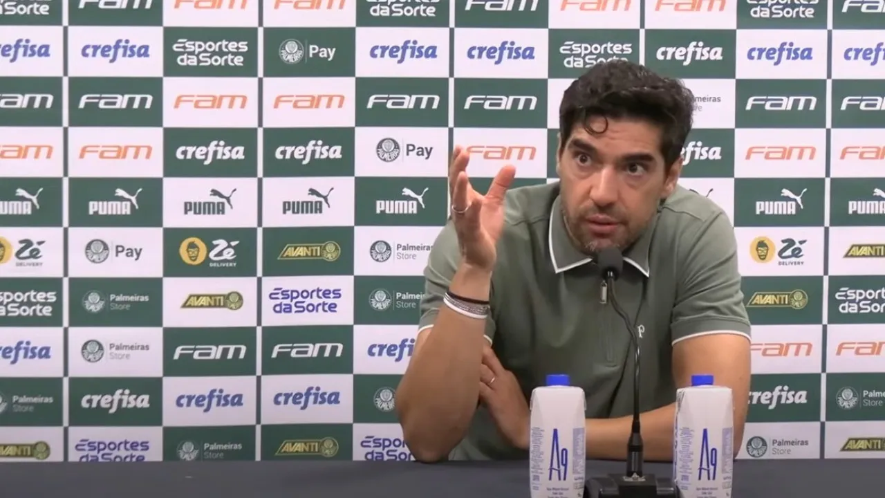 Muitas folgas e pouco futebol? A pergunta que irritou Abel Ferreira