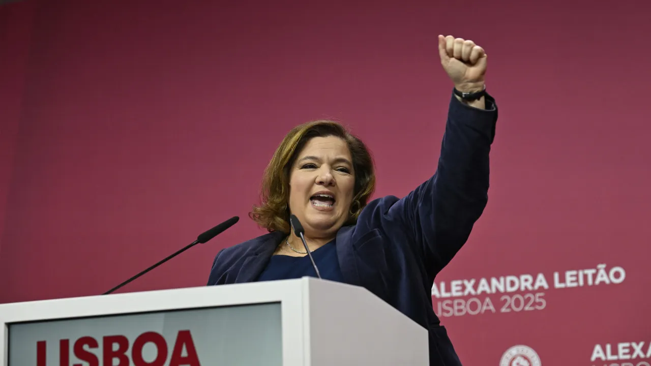 Free Public Transport for All Lisbon Residents: PS Candidate's Bold Proposal