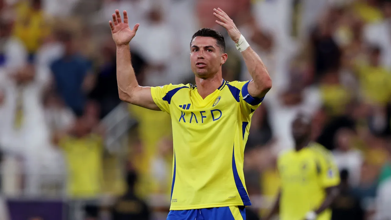 Al nassr desvenda ponto de situação sobre futuro de cristiano ronaldo