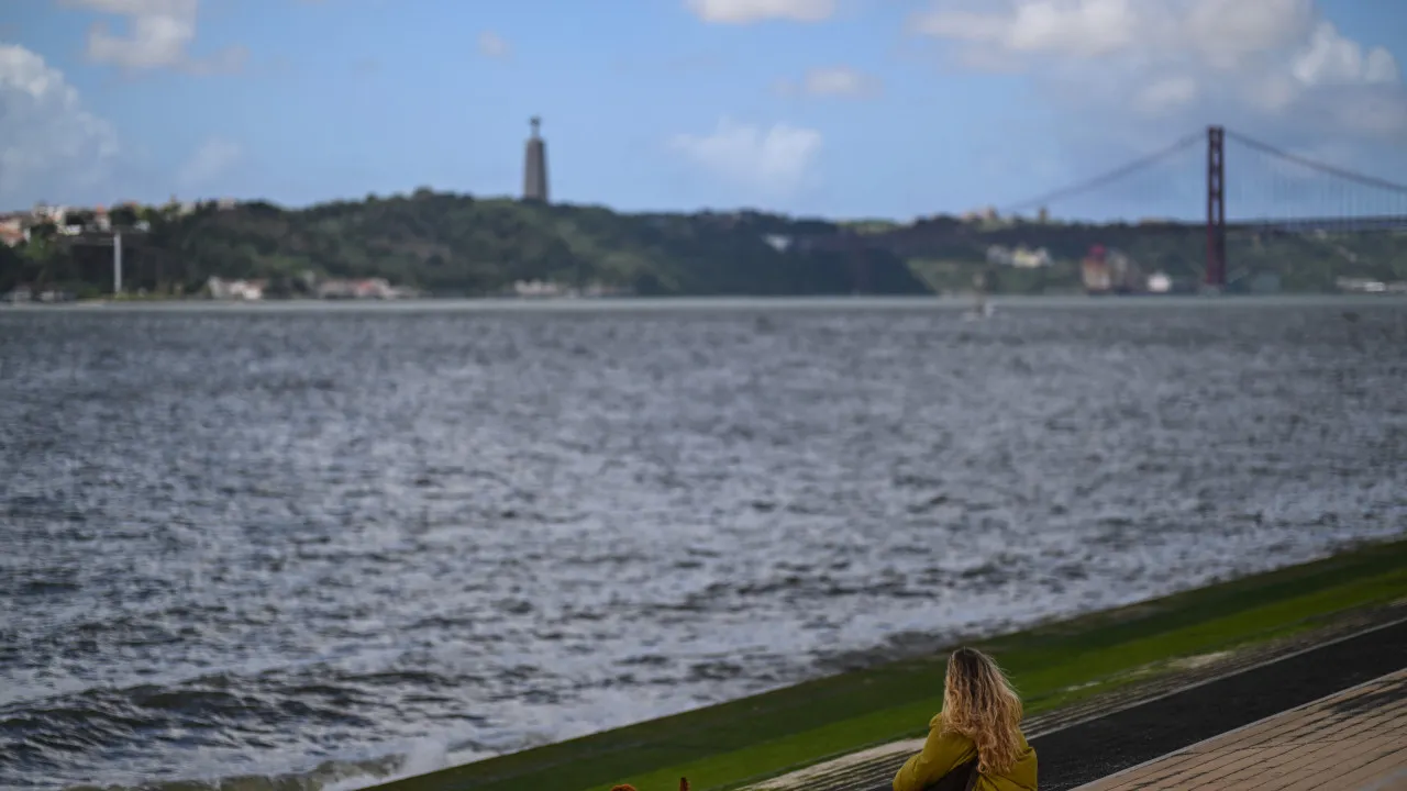 Temperatura volta a descer e vento sopra forte. O tempo esta terça-feira