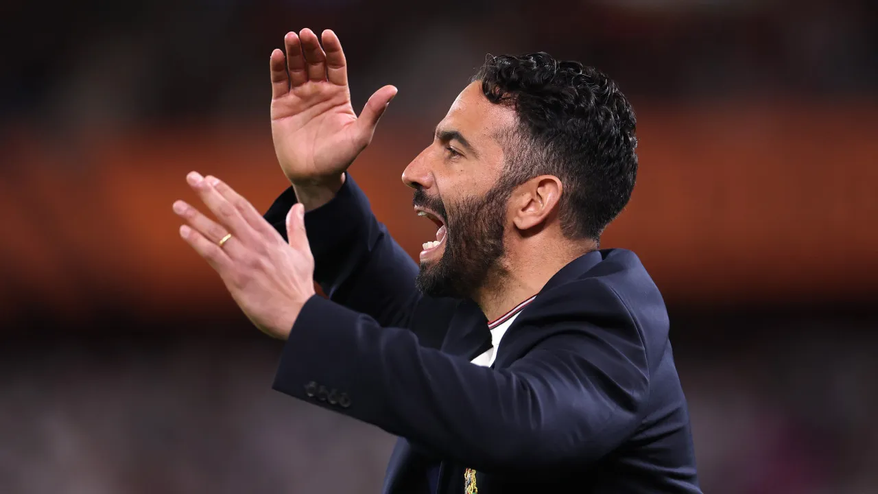 Ruben amorim não 'imita' josé mourinho e tottenham conquista liga europa