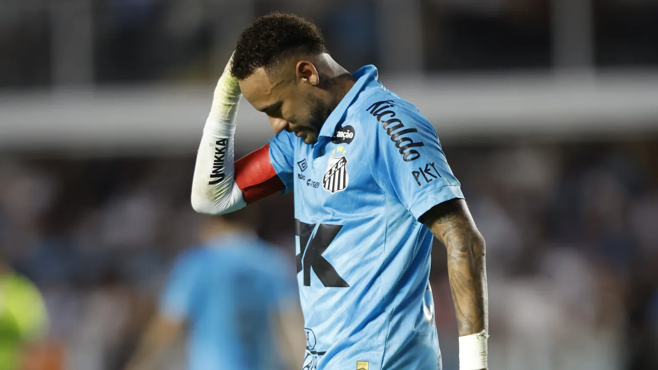 Neymar já reagiu à expulsão frente ao botafogo: