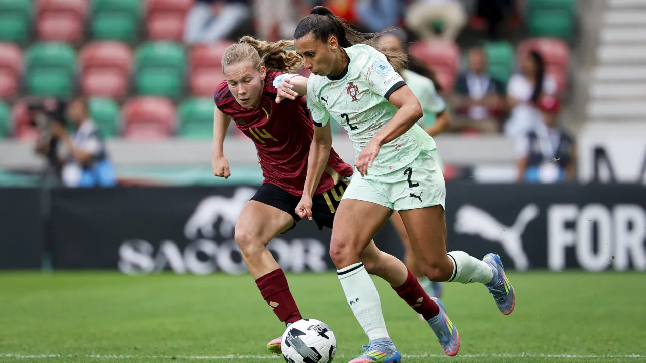 Portugal cai com estrondo e despede-se da elite da Liga das Nações